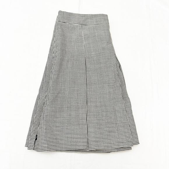 Akris Punto Pleated Checkered Diamond Patterned Black White Skirt Wool Size 12 - Picture 4 of 4